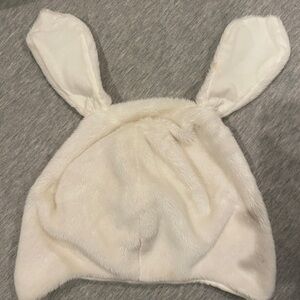 Janie and Jack Cream faux Bunny Ear beanie hat